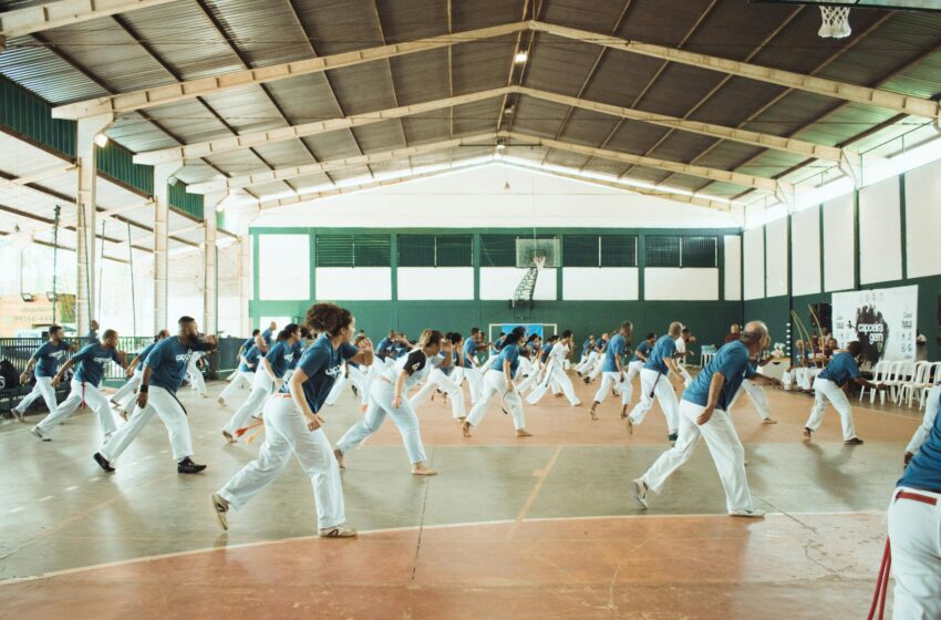  Capoeira e berimbau: expressão brasileira